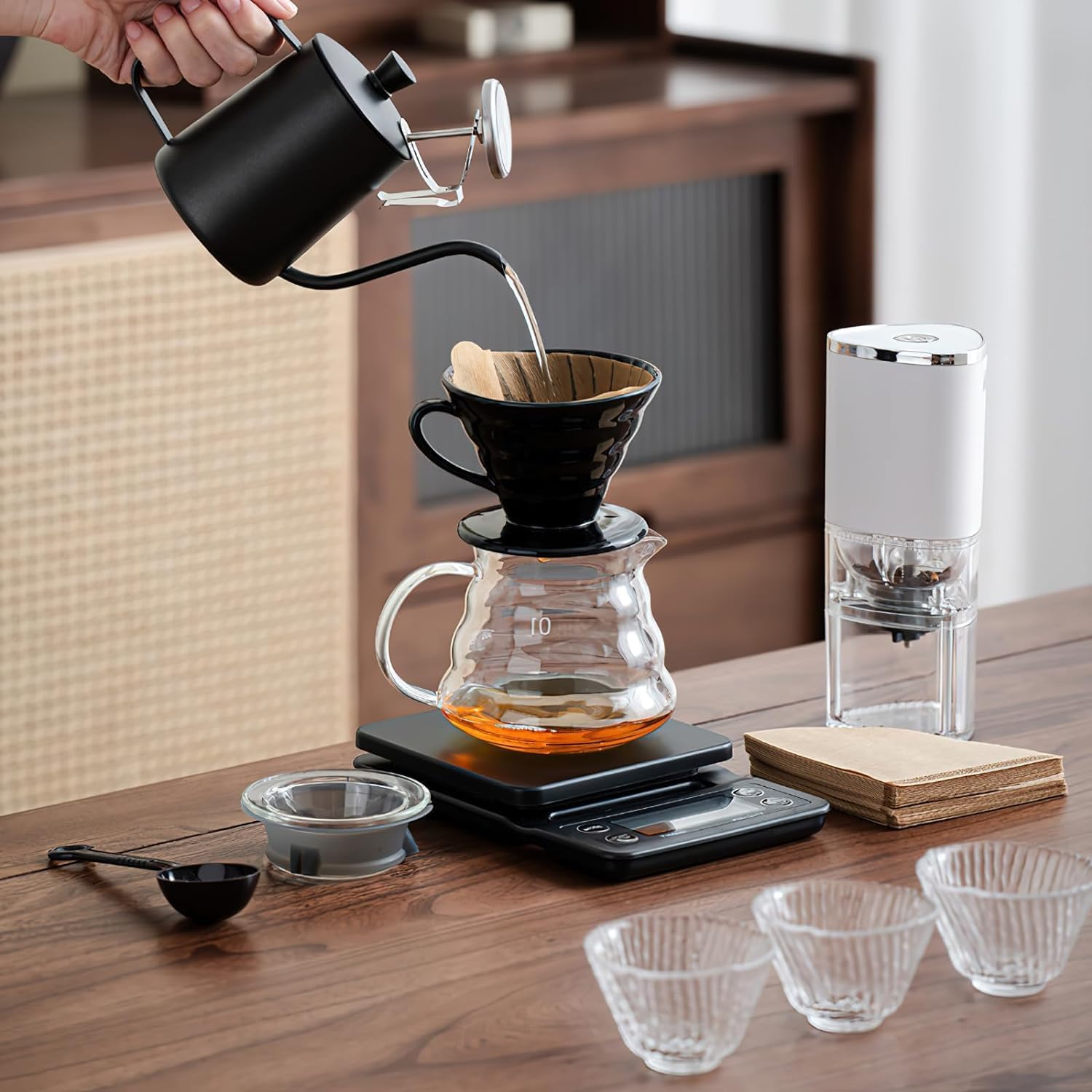 V60 Pour Over Coffee Travel Kit Qatar