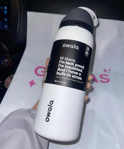 Owala FreeSip 32oz Water Bottle with Built In Straw and Locking Lid Qatar